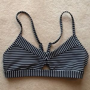 Lululemon Deeper Breath Bra Mod Stripe